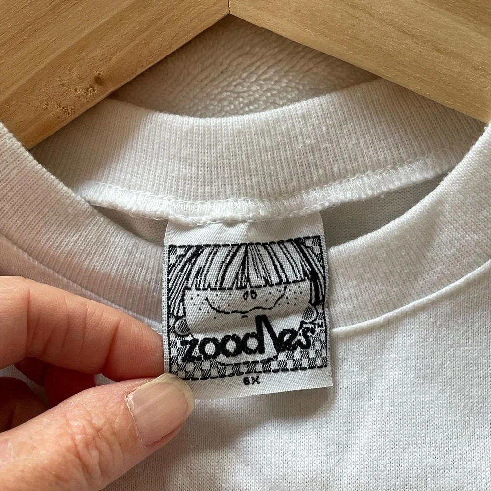 Vintage Zoodles Tee with frog decal